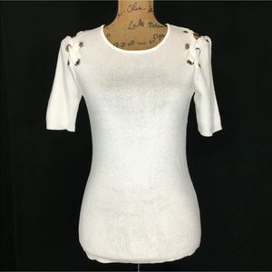 A140     NEW ZERO DEGREES CELSIUS Sm Sexy Lace Up Top Knit